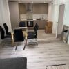 Отель Modern 3 Bedrooms Apt. 01 - Camberley, фото 10
