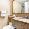 Отель Quality Inn & Suites, фото 9