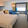 Отель Holiday Inn Express Hotel & Suites Tracy, an IHG Hotel, фото 7