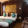 Отель OYO 12782 Hotel Sweet Home, фото 5