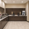 Отель La Quinta Inn & Suites by Wyndham Joplin, фото 24