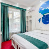 Отель White Hotel & Hostel, фото 3