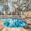 Отель Modern Myrtle Beach Vacation Rental: 3 Mi to Ocean, фото 12
