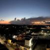 Отель Centrally located gem - sunset views/rooftop pool 2BR/2Bath, фото 3