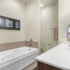 Отель Silver Dollar Hideaway in Stonebridge Community, фото 8