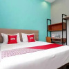 Отель Oyo Flagship 2124 Kars Inn Semarang, фото 23