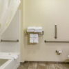Отель Cobblestone Inn & Suites - Schuyler, фото 34