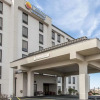 Отель Comfort Inn & Suites, фото 1