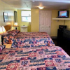 Отель Lakelawn B&B Motel, фото 4