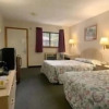 Отель Enfirld Inn and Suites Bradley Airport, фото 3