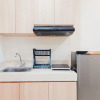Отель Homey And Modern Studio Apartment B Residence, фото 7