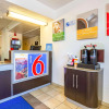 Отель Motel 6 Mesa North, фото 24