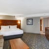 Отель Holiday Inn Oakville Centre, an IHG Hotel, фото 4