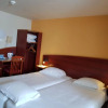 Отель Comfort Hotel Etampes, фото 6