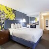 Отель Comfort Inn & Suites Baltimore Inner Harbor, фото 25