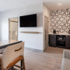 Отель Atwell Suites Denver Airport Tower Road, an IHG Hotel, фото 32
