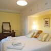 Отель 2 bedrooms apartment with free parking в Лансинге
