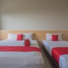 Отель RedDoorz Premium @ Fafa Hills Resort Puncak, фото 17