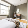 Отель The London Crib - Relaxing 1bdr Flat With Terrace, фото 12