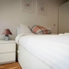 Отель Warm and Welcoming Apartments, фото 6