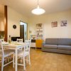 Отель ALTIDO Lovely Flat for 4 with Balcony and Free Parking, фото 10