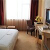 Отель World Crown Hotel Liuzhou, фото 28