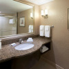 Отель Revery Toronto Downtown, Curio Collection by Hilton, фото 7