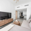 Отель Modern 1BR With Swimming Pool and gym in JVC, фото 3