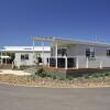 Отель NRMA Stockton Beach Holiday Park в Стоктон