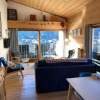 Отель Luxury Apartment, 350m to ski lift, south facing, close to town centre, фото 8