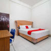 Отель RedDoorz Syariah near Stasiun Kereta Api Kisaran, фото 9