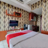 Отель OYO Life 92910 Apartemen Tamansari Panoramic By Tira, фото 16