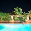 Отель White Beach Apartments Palm Beach, фото 6