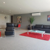 Отель Waimahana Apartment 3, фото 9