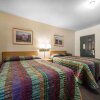 Отель Rodeway Inn & Suites, фото 24