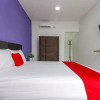 Отель RedDoorz near Universitas Pelita Harapan Karawaci, фото 6
