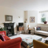 Отель SUNNYSIDE APARTMENT - Spacious 2 Bedroom Ground Floor with Free Parking In Kendal, Cumbria, фото 2