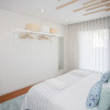 Отель Liiiving-Luxury River View Apartment XII, фото 4