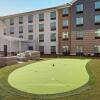 Отель Homewood Suites by Hilton Ronkonkoma, фото 17