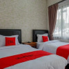 Отель RedDoorz @ Jalan Majapahit Semarang, фото 25