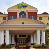 Отель Holiday Inn Express & Suites St. Petersburg North, фото 1