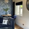 Отель Cosy Lodge With Private Hot Tub in Tottergill Farm, фото 5