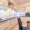 Отель Grand View Apartments, фото 11
