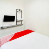 Отель Teratai Bekasi Guesthouse by OYO Rooms, фото 16