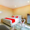 Отель OYO 952 Ocean Gold Card Ayutthaya, фото 16
