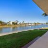 Отель Barooga1- Mooloolaba Canal Front, фото 4