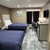 Отель Clairmont Inn & Suites, фото 6