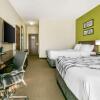Отель Sleep Inn & Suites, фото 23