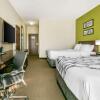 Отель Sleep Inn & Suites, фото 22