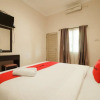 Отель RedDoorz @ Jalan Soekarno Hatta Palembang, фото 14